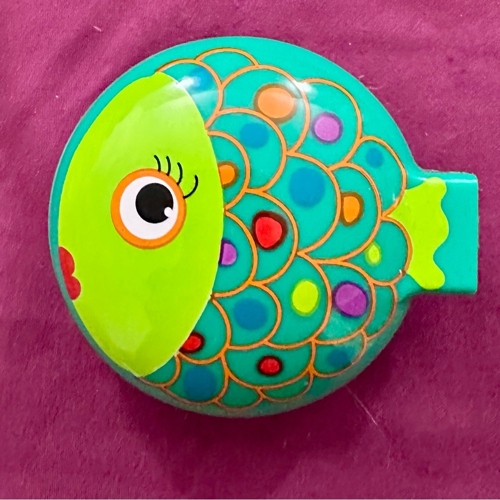 Pylones Lady Retro Foldable Fish hairbrush with mirror - Picture 3 of 8